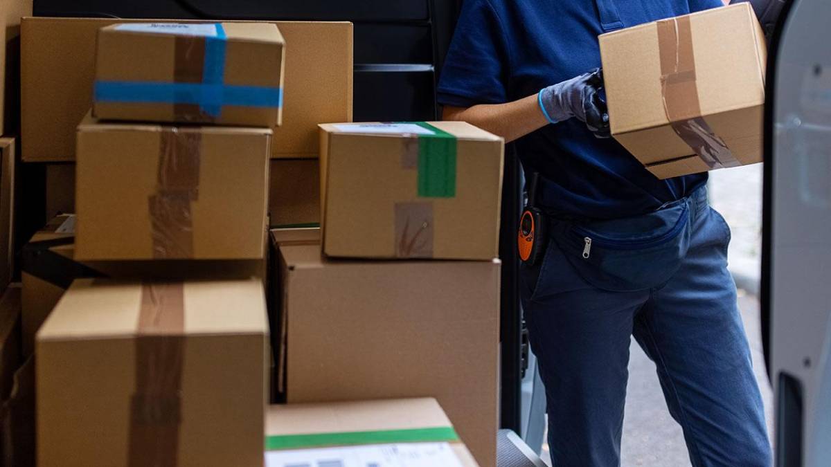 Yurt dışı alışverişte yeni dönem: Gümrük muafiyeti sona erdi