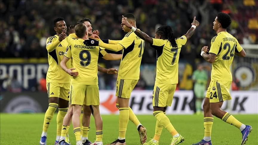 Fenerbahçe bugün tur için sahada!