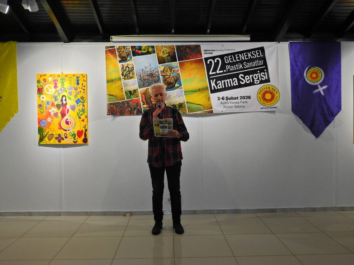 Antalya Eğitim Sen Şubesi’nin 22. Geleneksel Plastik Sanatlar Sergisi Açıldı