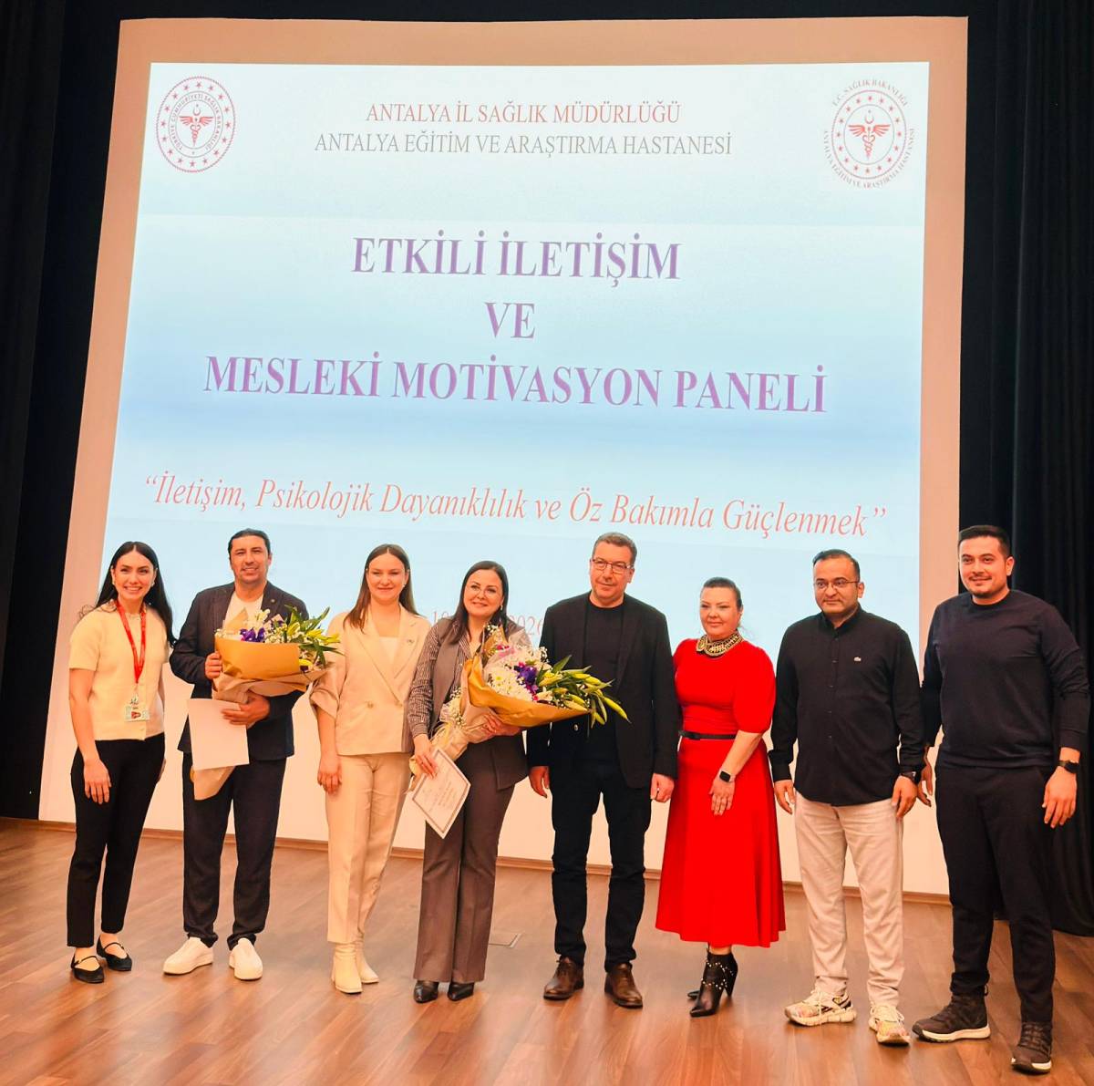 Sağlık çalışanlarına yönelik “Etkili İletişim ve Mesleki Motivasyon” paneli gerçekleştirildi
