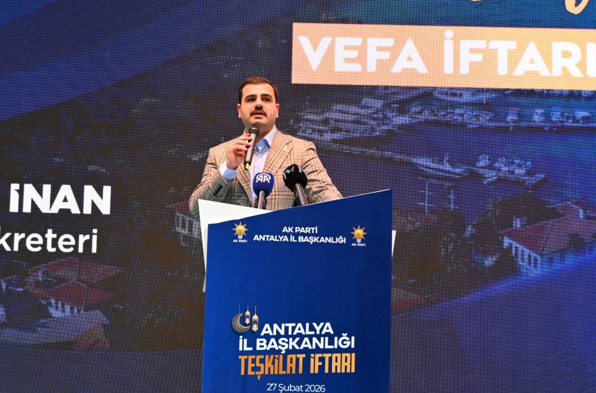 AK Parti Antalya, vefa iftarında buluştu
