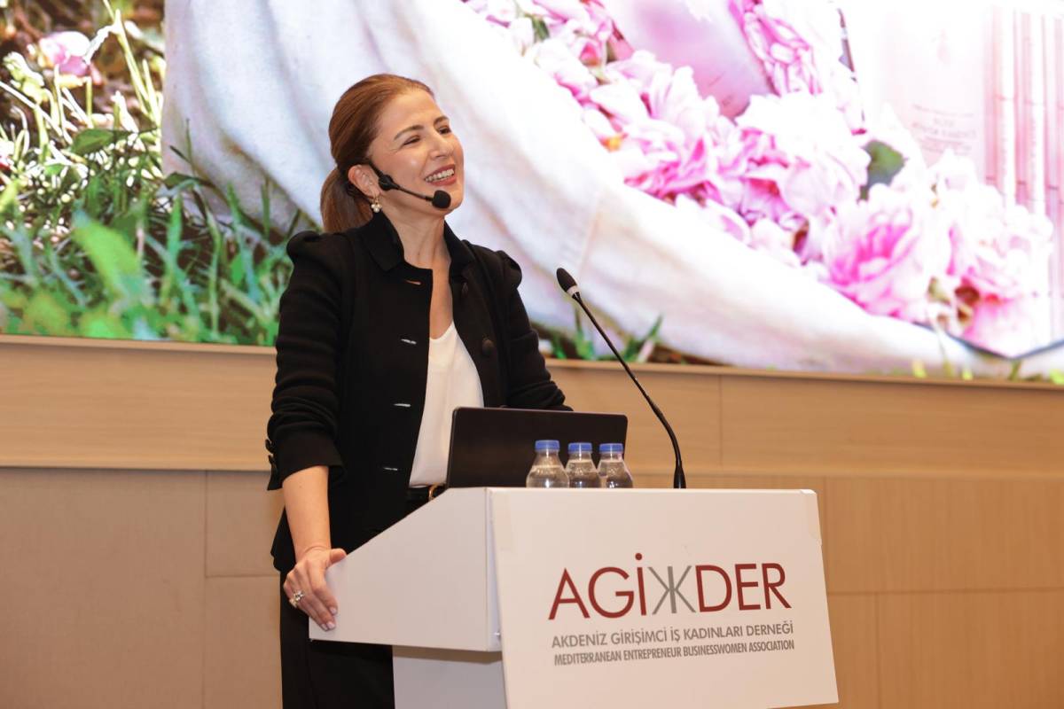 AGİDER’den genç kızlara bilim ve teknoloji desteği