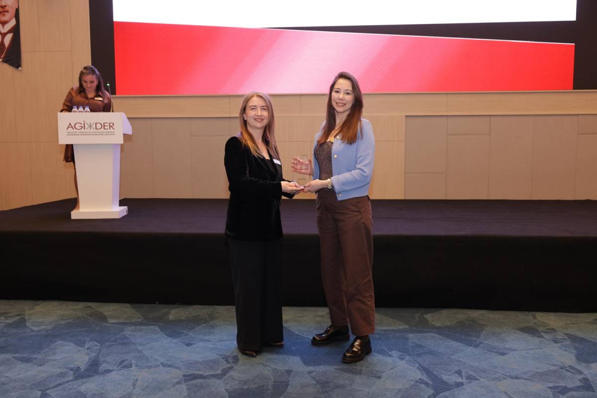 AGİDER’den genç kızlara bilim ve teknoloji desteği