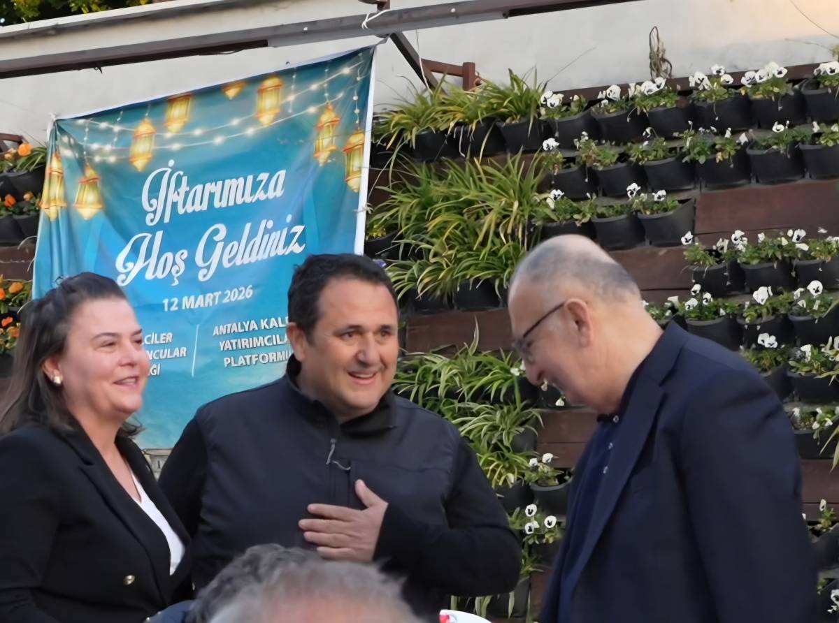 Kaleiçi’nde turizm ve iş dünyası iftarda buluştu