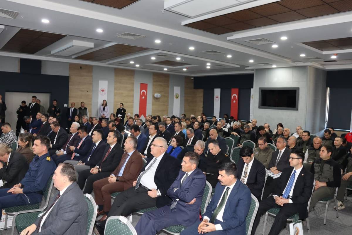 Antalya’da yeni model devreye girdi! Vali Şahin detayları açıkladı