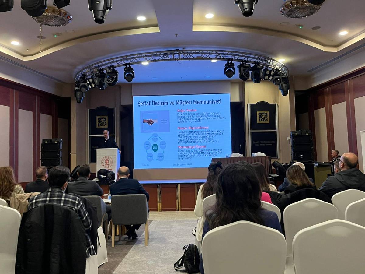 Antalya'da turizmde kültürel mirasın korunması ve sürdürülebilir gelecek konuşuldu