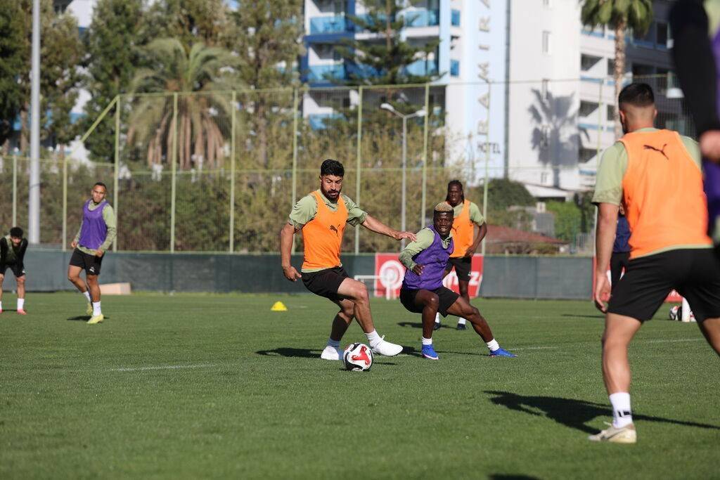 Alanyaspor, formda Trabzonspor’u ağırlıyor