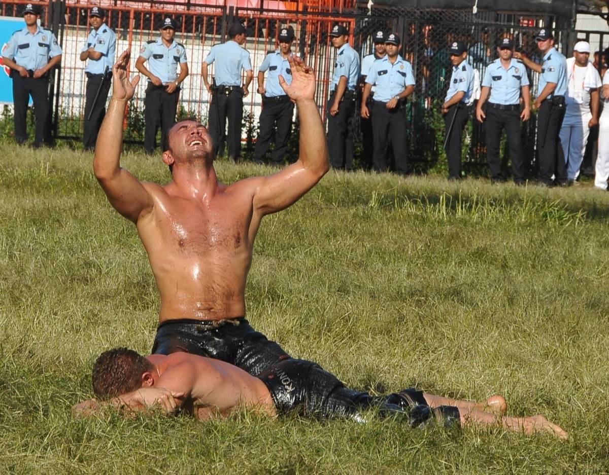 Kepez Yağlı Güreşleri 2026 başlıyor! Başpehlivanlar Antalya’da