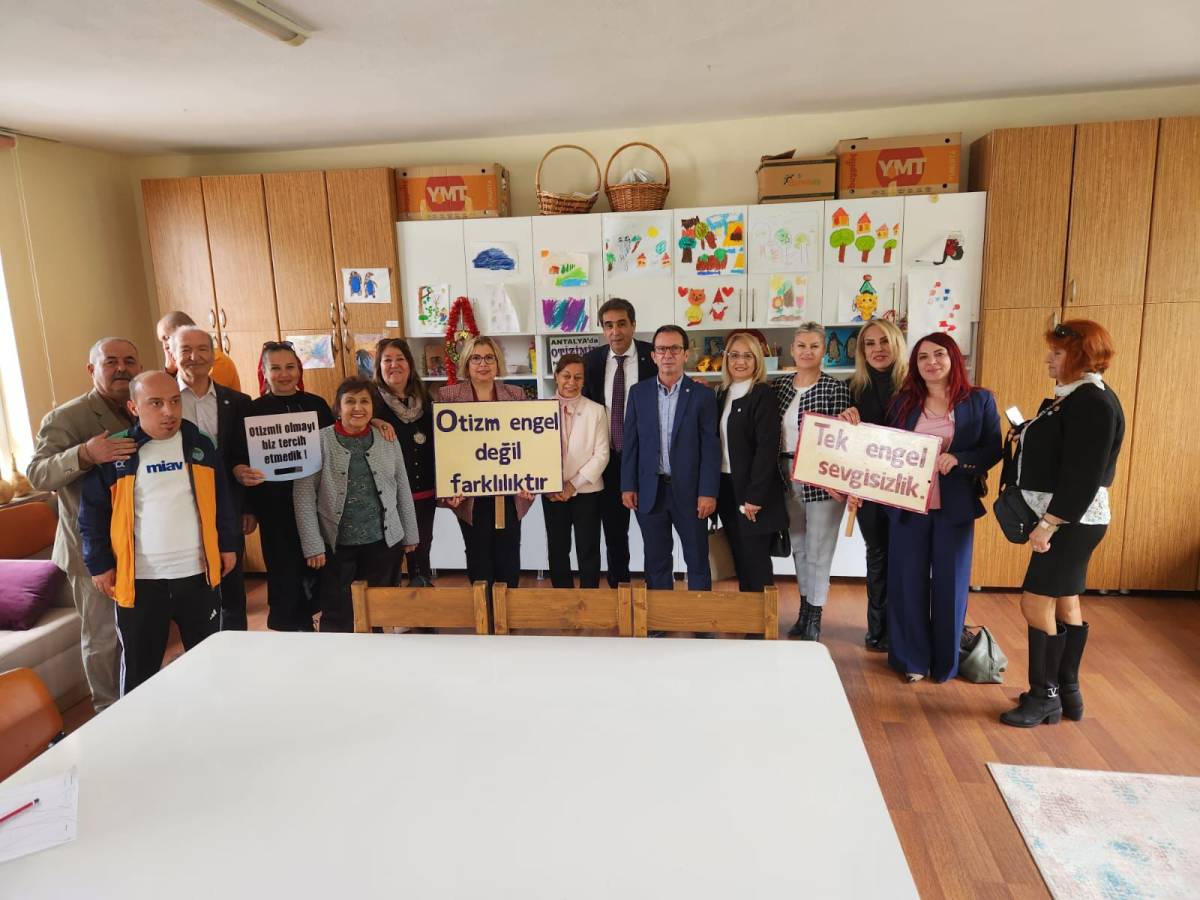 Otizm Farkındalık Günü’nde anlamlı ziyaret