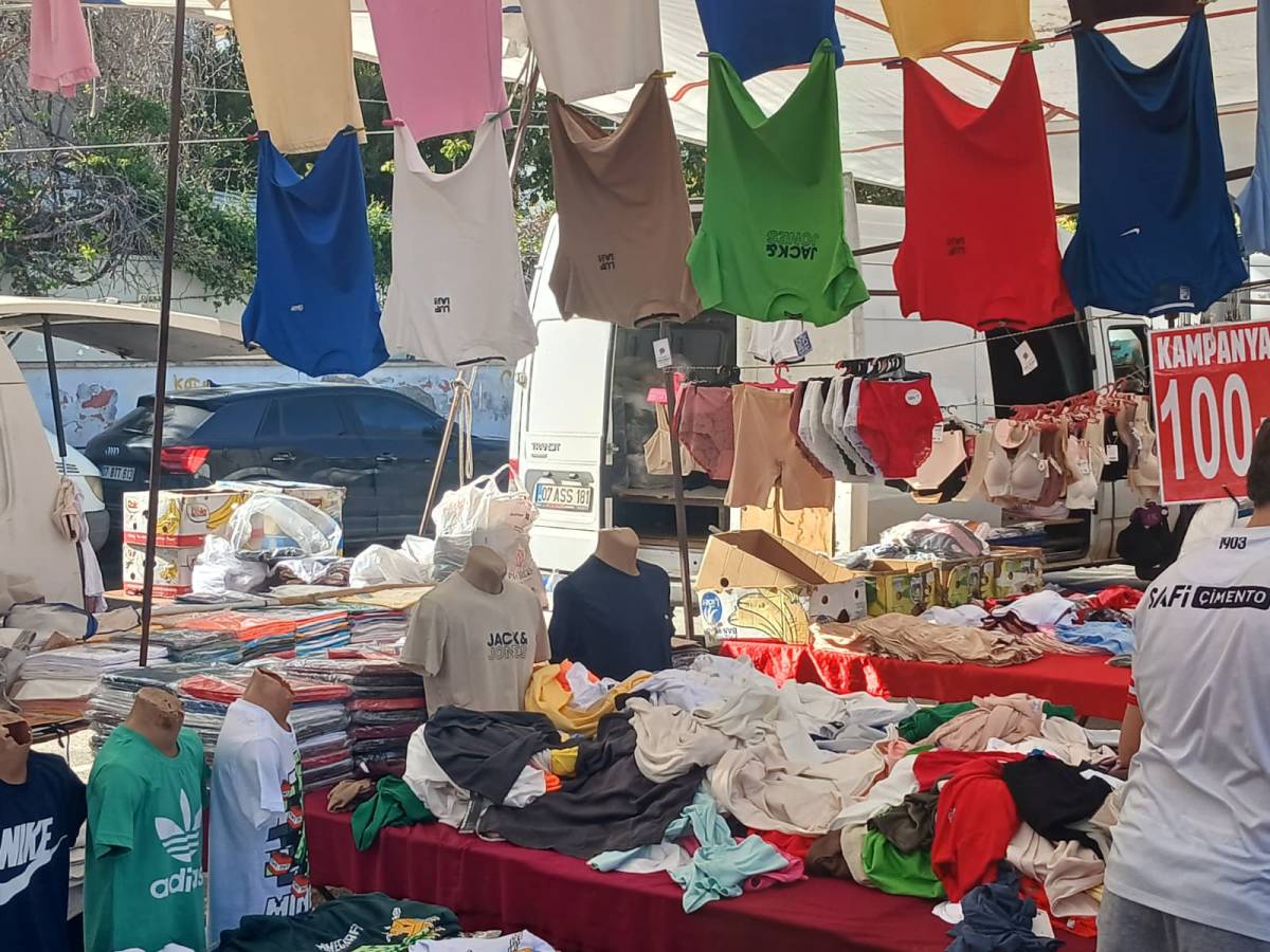 Antalyalıların tercihi semt pazarlarından yana!