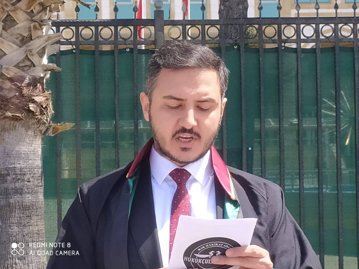 Antalya’da Hukukçular Derneği’nden Tek kişilik eylem: “İdam yasası insanlığa aykırıdır”