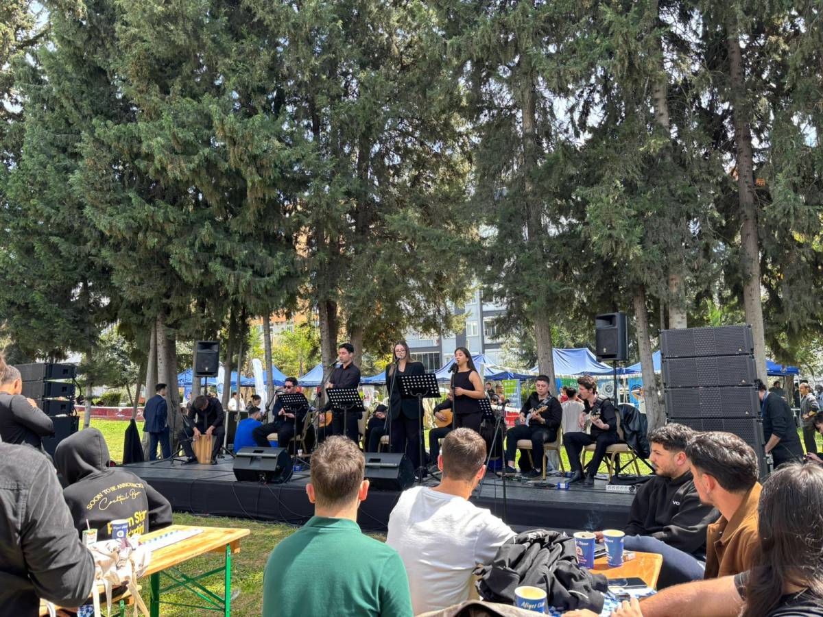 Batı Akdeniz Kariyer ve İstihdam Fuarı 2026 kapılarını açtı