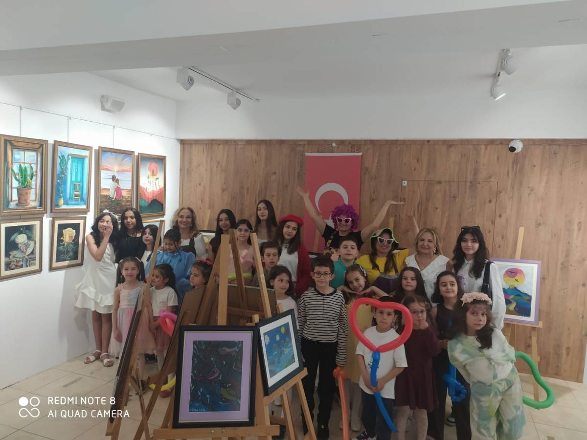 Renk Atölye’den “Bahara Merhaba” sergisi Muratpaşa’da açıldı