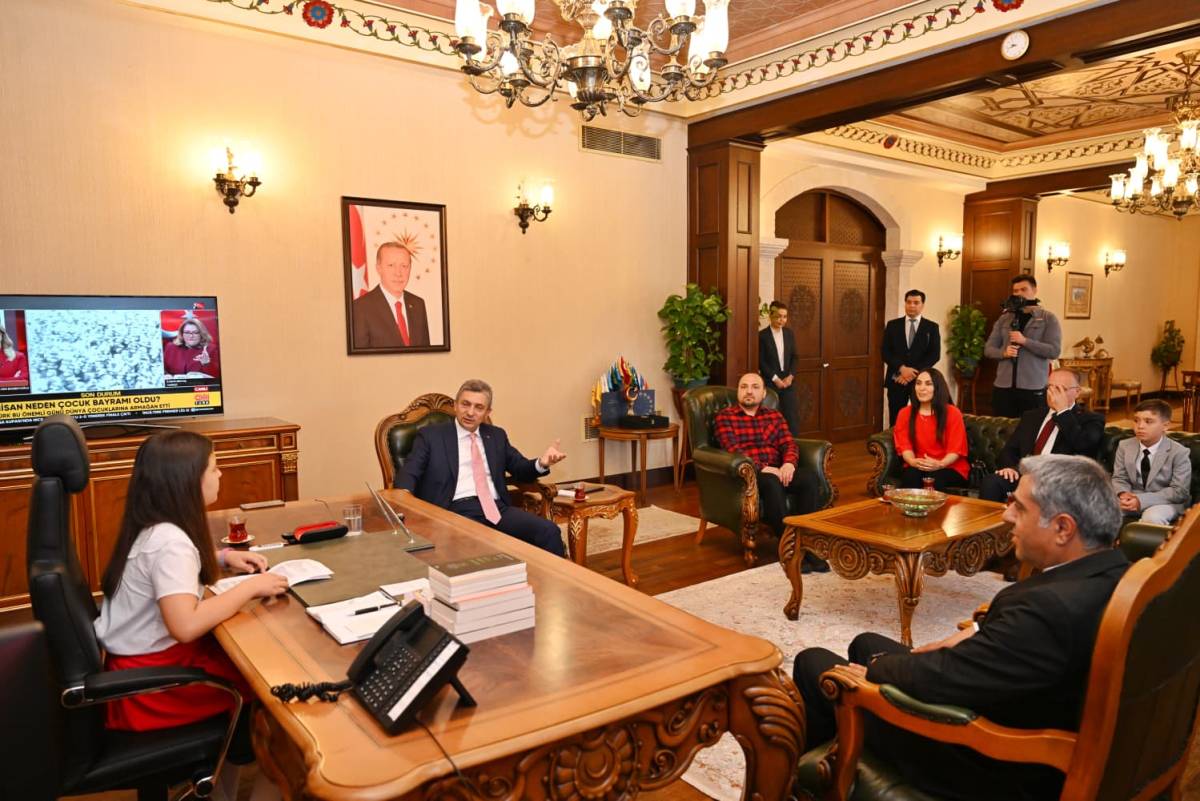 Antalya Valisi Hanım Ömer Çağıran’dan Nazenin Karsavurdan oldu