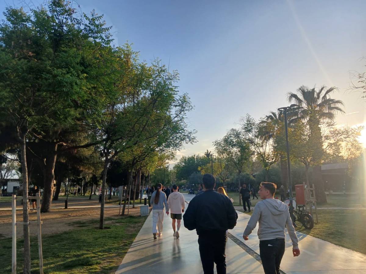 Antalyalılar güneşi kaçırmadı!