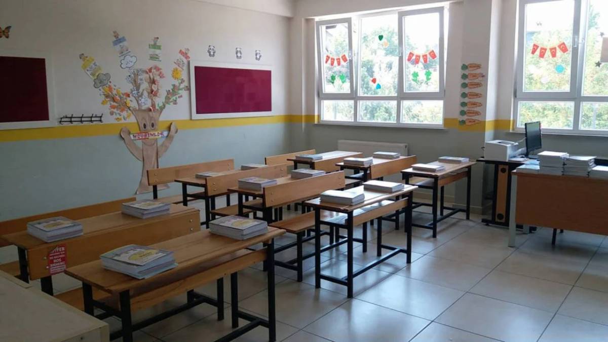 Antalya'da Milli Eğitim'de okul yapılırken yaşanan ihmalleri kim koruyor!