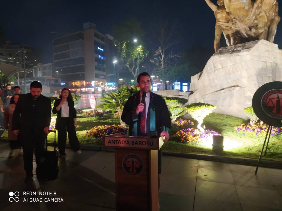 Antalya Barosu 100. yılında yürüdü