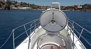 Türkiye'nin ilk turistik denizaltısı 15 bin turisti denizin altına indirecek