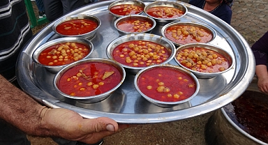 400 yıllık Yörük köyünde gastronomi şenliği