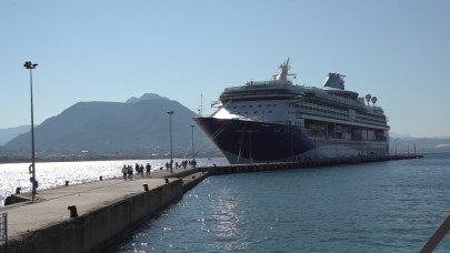 Alanya'ya denizden turist yağdı