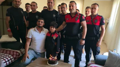 Polis ekiplerinden DMD hastası Miraç'a unutulmaz doğum günü sürprizi